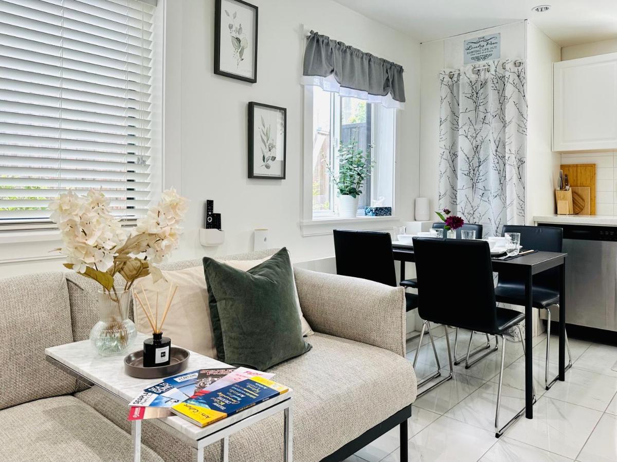 2Br 1.5Ba Full Kitchen Private Guest House - Free Parking - Central Location Vancouver Exterior photo